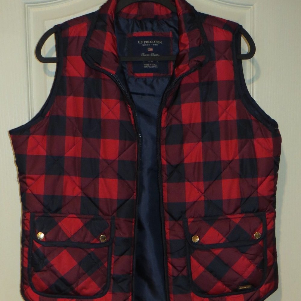 NWT U. S. Polo Association  Size XL Red and Blue Plaid Vest